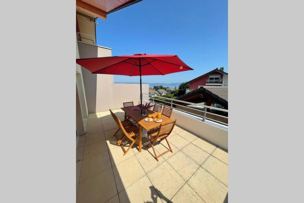 Superbe Appartement Au Calme Avec Vue Sur Le Lac. Evian-les-Bains Luaran gambar
